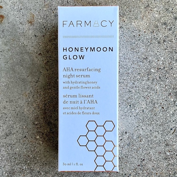 Farmacy Honeymoon Glow AHA Resurfacing Night Serum - Picture 1 of 1